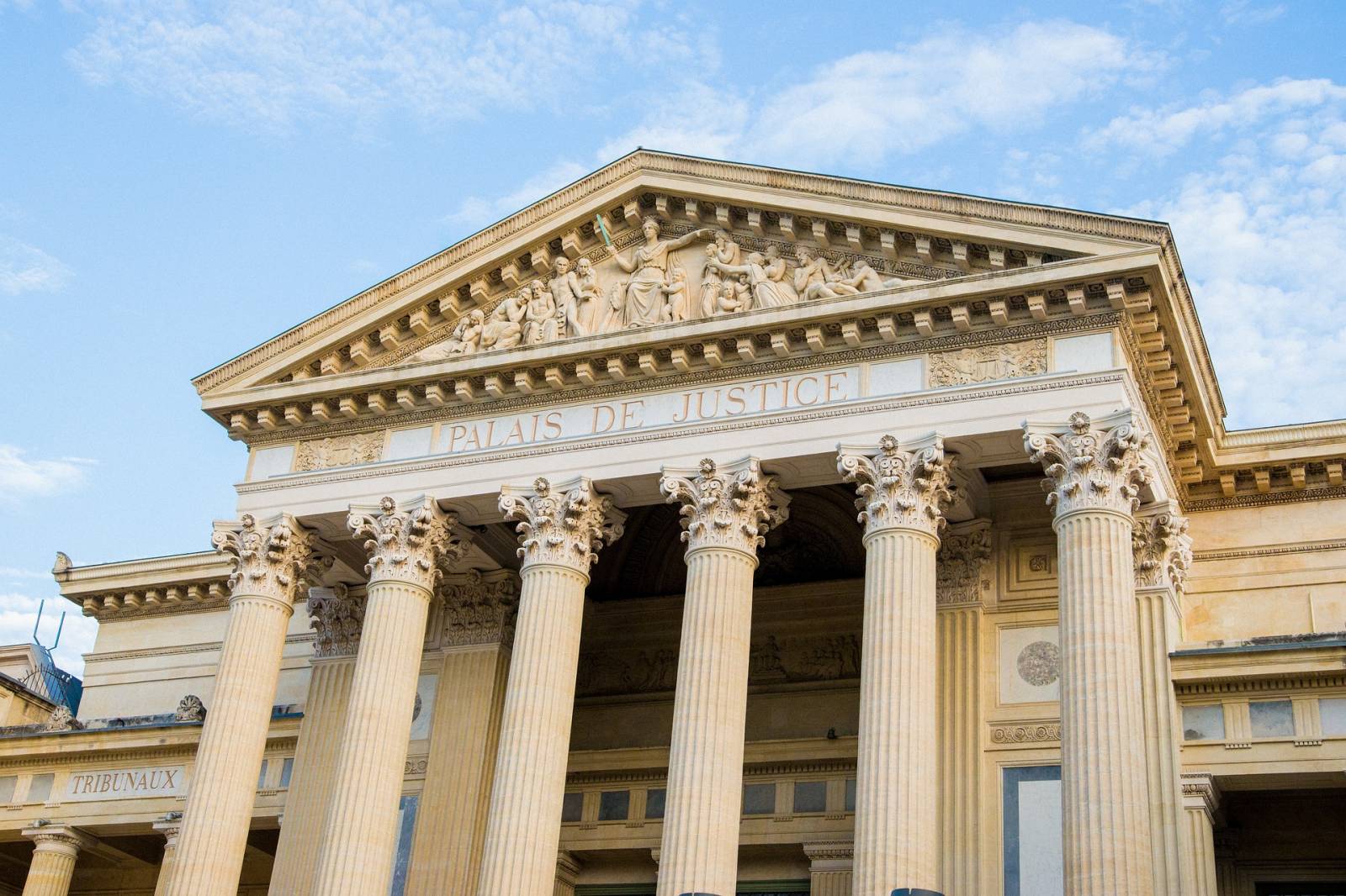 Rédaction et signification d'acte par un huissie de justice